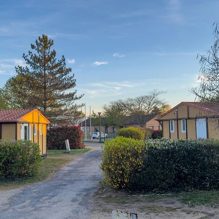 Onlycamp Camping Le Champ D'Ete Reyssouze ภายนอก รูปภาพ